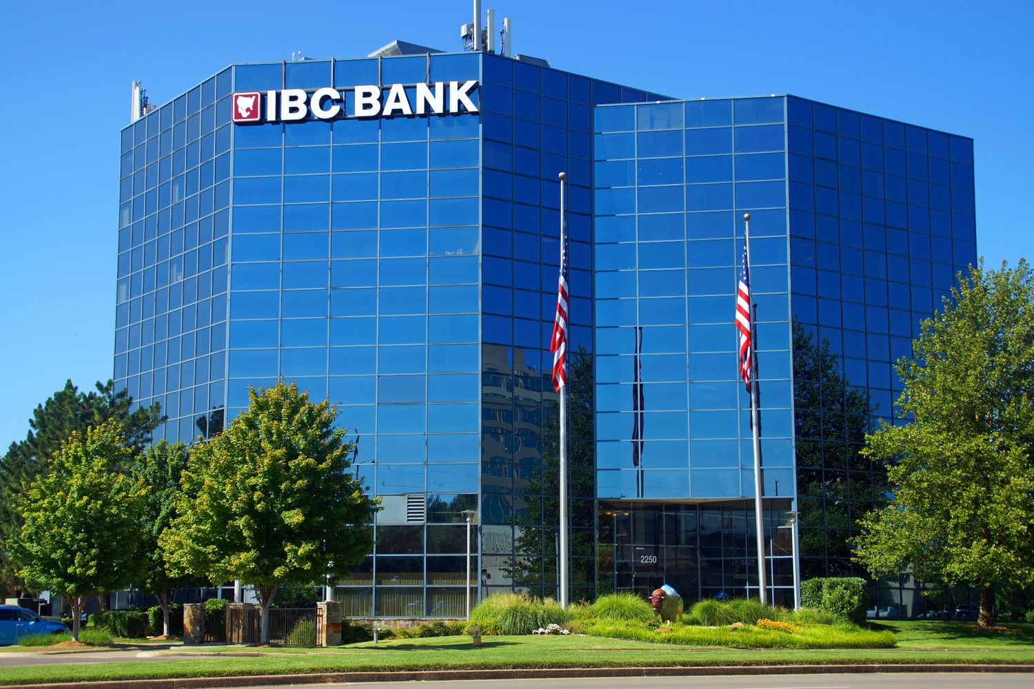 IBC Tower: 2250 E 73rd St, Tulsa, OK 74136